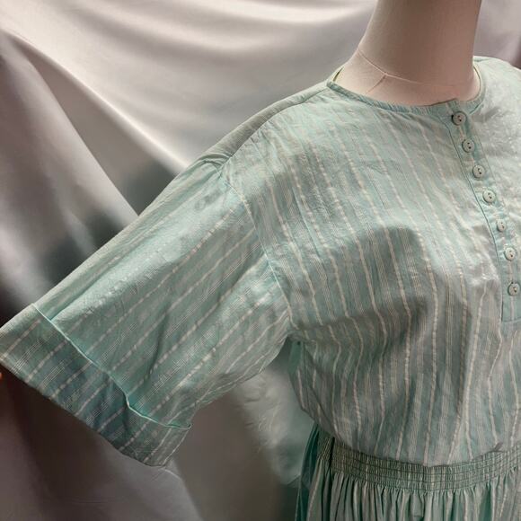 Vintage 80's Jessica Howard Striped Pastel Short sleeve Dress Womens 6 Smocked - Picture 2 of 16